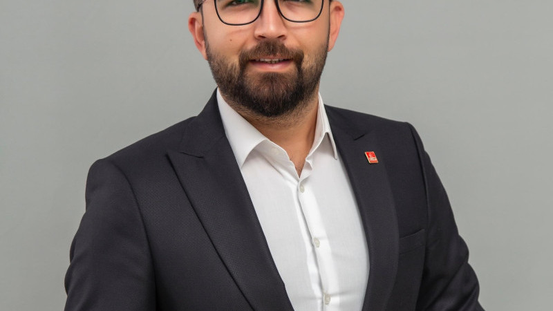 OĞUZ: ÖĞRETMENLER EN DEĞERLİ VARLIKLARIMIZ