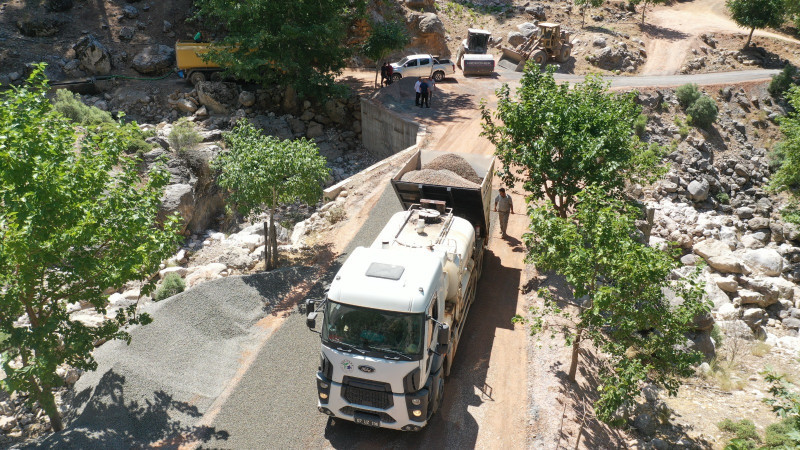 ÇIĞLIK BOĞAZINDA ASFALT STARTI