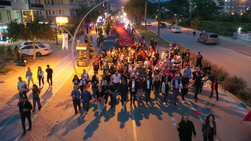 GAZİPAŞA’DA 19 MAYIS COŞKUSU SOKAĞA TAŞTI