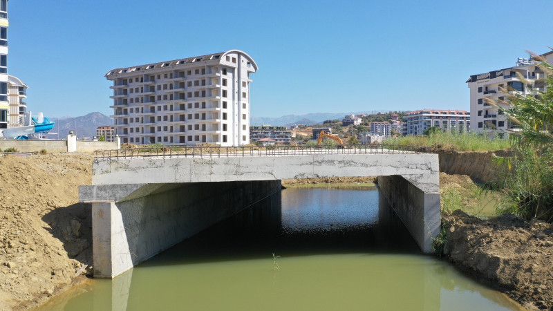 PAZARCI MAHALLESİ’NİN YENİ KÖPRÜLERİ HIZLA TAMAMLANIYOR