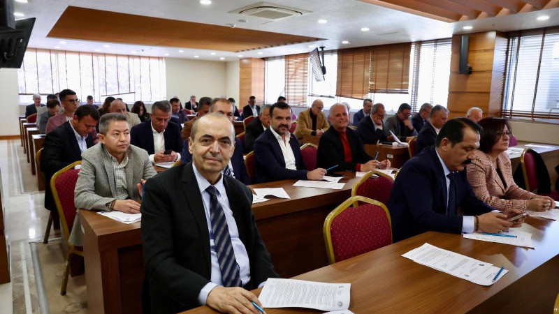 BÜYÜKŞEHİR MECLİSİ’NDE YILMAZ SEVİNCİ